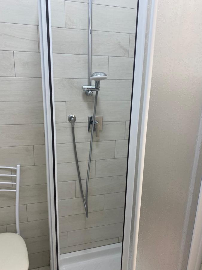 Senza Pensieri Via 4 Novembre/Via Diaz Appartement Crema Buitenkant foto