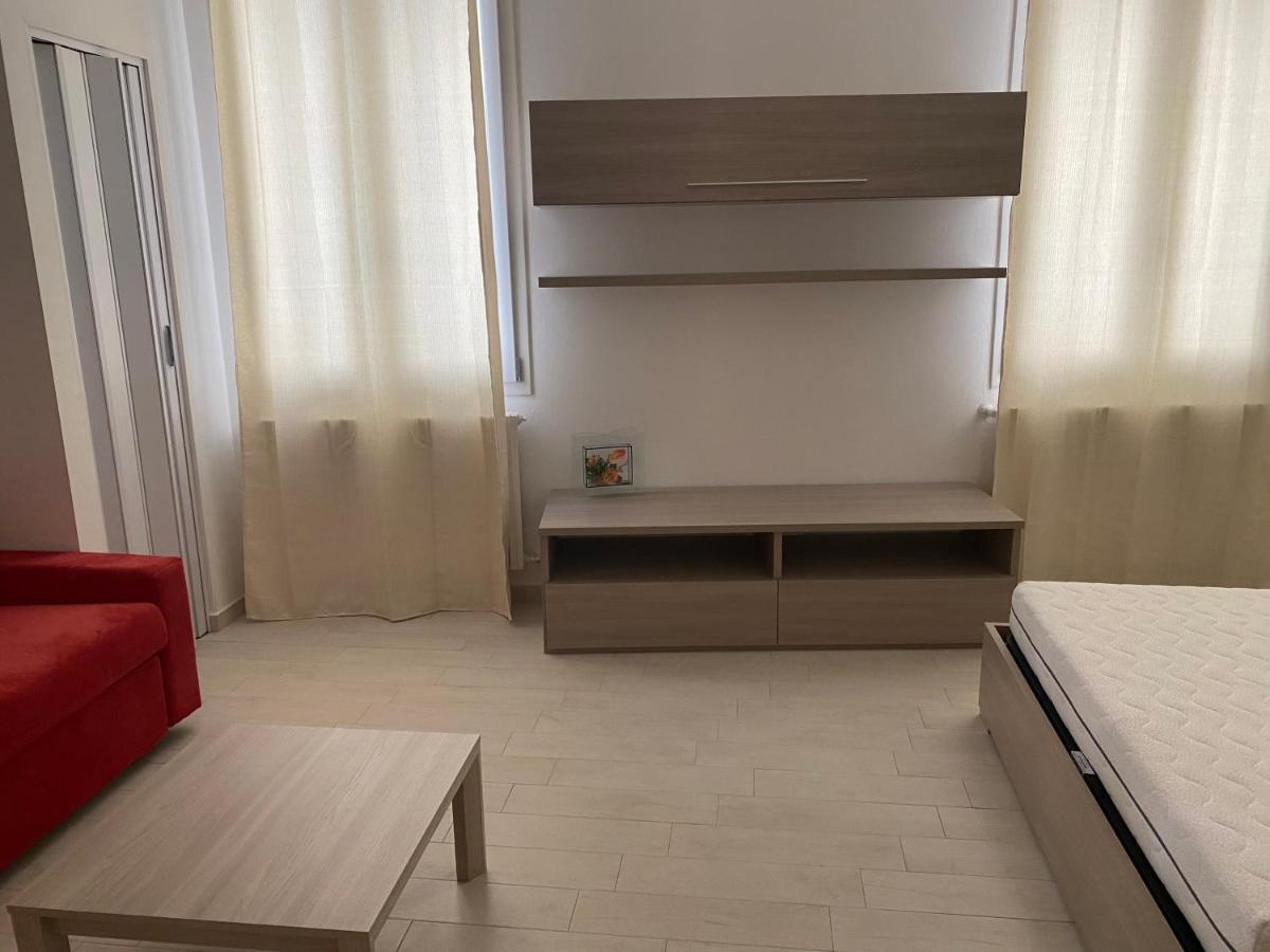Senza Pensieri Via 4 Novembre/Via Diaz Appartement Crema Buitenkant foto